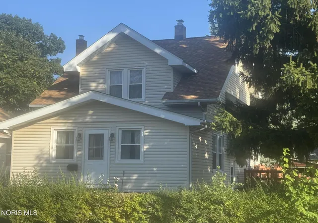Photo 2 of Single family home for sale at 3045 117th Street, Toledo, OH 43611 | MLS# 10014723 | Listing updated on 2026-10-15