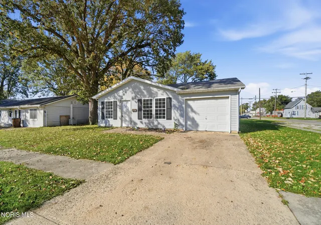 Photo 2 of Sale Pending at 602 W Jackson St, Paulding, OH 45879 | MLS# 10014722 | Listing updated on 2026-10-26