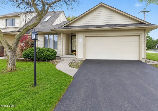 Photo 3 of Condo for sale at 1123 Waterville Monclova Rd, Waterville, OH 43566 | MLS# 10014815 | Listing updated on 2026-10-27