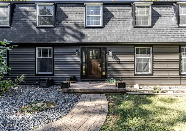 Photo 1 of Single family home for sale at 56 Back Bay Rd, Bowling Green, OH 43402 | MLS# 10014873 | Listing updated on 2026-10-27