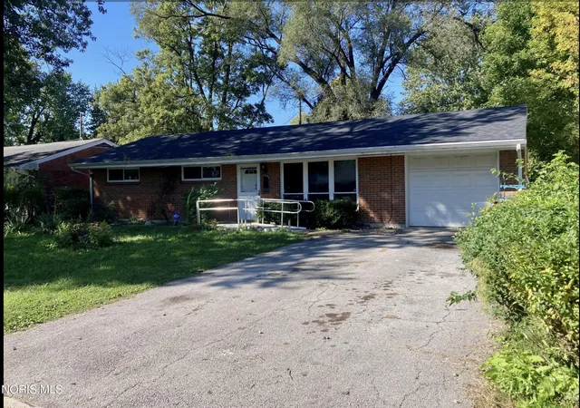 Photo 1 of Single family home for sale at 1505 Karen St, Lima, OH 45801 | MLS# 10014745 | Listing updated on 2026-10-15
