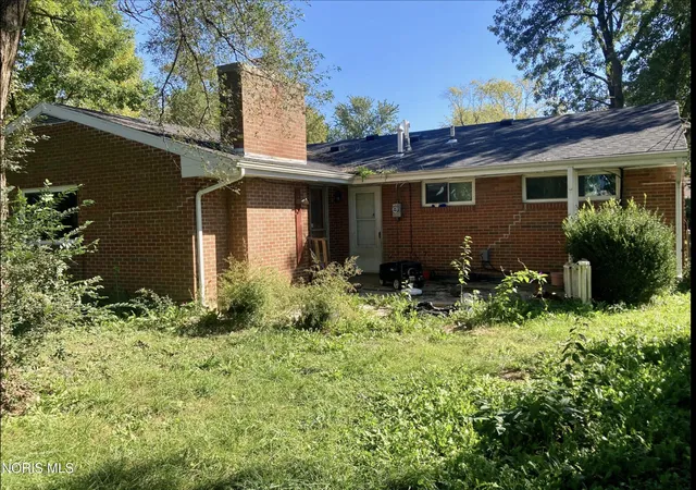 Photo 3 of Single family home for sale at 1505 Karen St, Lima, OH 45801 | MLS# 10014745 | Listing updated on 2026-10-15