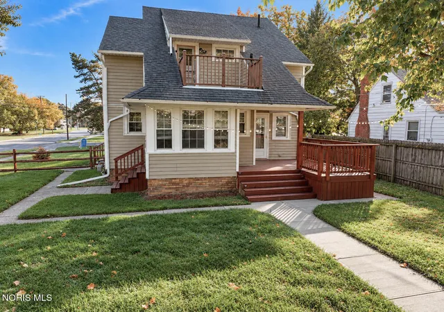 Photo 2 of Single family home for sale at 3402 Beverly Dr, Toledo, OH 43614 | MLS# 10014768 | Listing updated on 2026-10-22