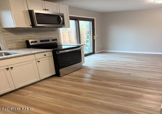 Photo 3 of Condo for sale at 8 Meadowbrook Dr, Perrysburg, OH 43551 | MLS# 10014913 | Listing updated on 2026-10-26