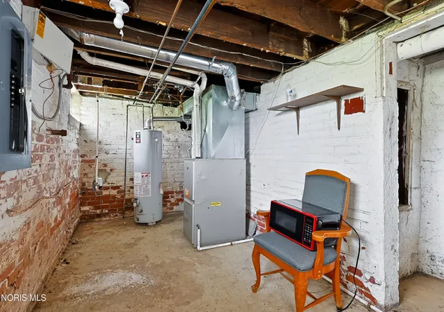 Photo 2 of Single family home for sale at 1617 Mulberry St, Toledo, OH 43608 | MLS# 10014788 | Listing updated on 2026-10-18