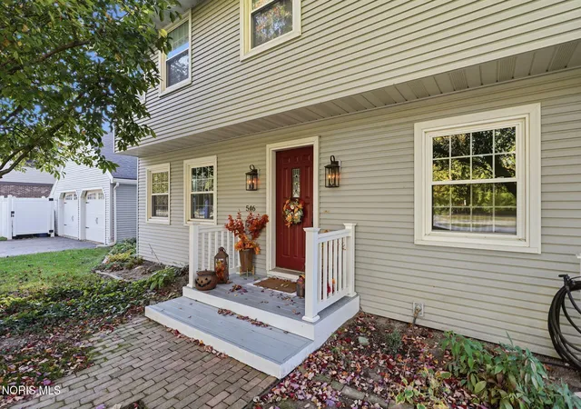 Photo 3 of Single family home for sale at 546 Bright Rd, Findlay, OH 45840 | MLS# 10014857 | Listing updated on 2026-10-30