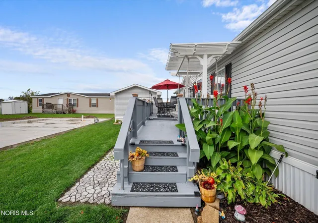 Photo 4 of Manufactured home for sale at 27484 Oregon Rd #79, Perrysburg, OH 43551 | MLS# 10014799 | Listing updated on 2026-10-19