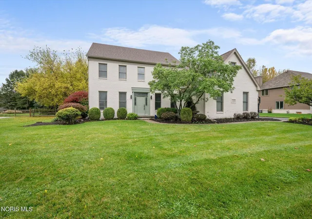 Photo 3 of Single family home for sale at 3426 Nordic Way Dr, Maumee, OH 43537 | MLS# 10014850 | Listing updated on 2026-10-24