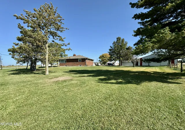 Photo 3 of Single family home for sale at 10974 W Duff Washa Rd, Oak Harbor, OH 43449 | MLS# 10014830 | Listing updated on 2026-10-16