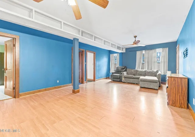 Photo 4 of Sale Pending at 502 E Hudson St, Toledo, OH 43608 | MLS# 10014816 | Listing updated on 2026-10-24