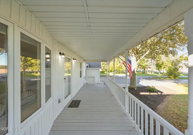 Photo 2 of Single family home for sale at 6552 Corduroy Rd, Oregon, OH 43616 | MLS# 10014826 | Listing updated on 2026-10-27