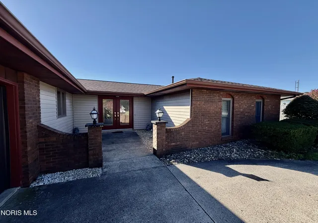 Photo 4 of Single family home for sale at 501 Cardinal Dr, Bryan, OH 43506 | MLS# 10014883 | Listing updated on 2026-10-29