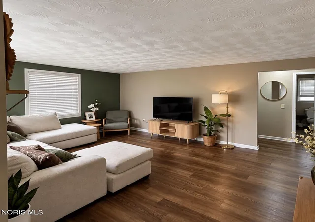 Photo 1 of Single family home for sale at 411 E South St, Bryan, OH 43506 | MLS# 10014890 | Listing updated on 2026-10-26