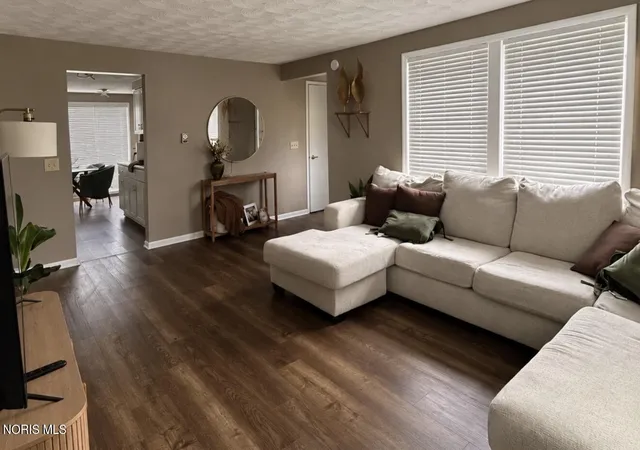 Photo 3 of Single family home for sale at 411 E South St, Bryan, OH 43506 | MLS# 10014890 | Listing updated on 2026-10-26