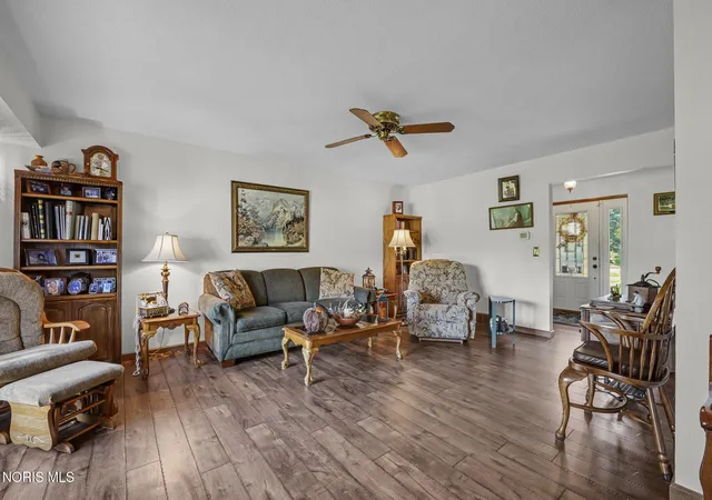 Photo 2 of Sale Pending at 4020 County Rd 2, Swanton, OH 43558 | MLS# 10014870 | Listing updated on 2026-10-29