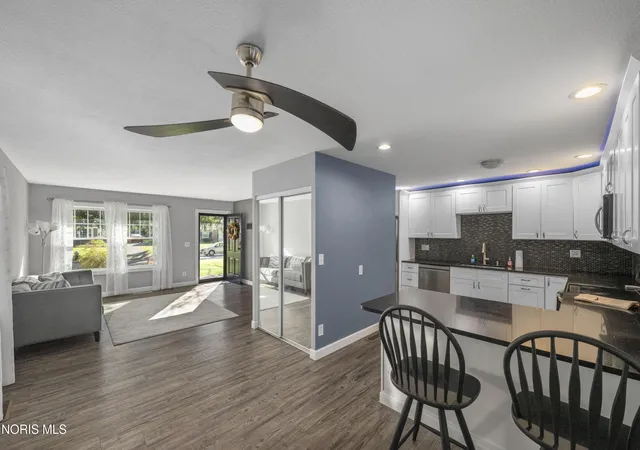 Photo 4 of Single family home for sale at 4907 Brinthaven Rd, Sylvania, OH 43560 | MLS# 10014874 | Listing updated on 2026-10-17