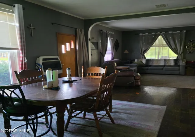 Photo 3 of Single family home for sale at 804 Wayne Ave, Defiance, OH 43512 | MLS# 10014877 | Listing updated on 2026-10-19