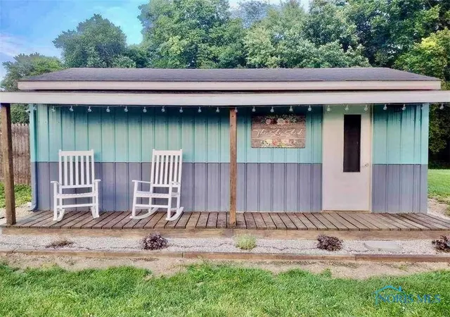 Photo 3 of Single family home for sale at 1622 Sr 49, Edgerton, OH 43517 | MLS# 10015088 | Listing updated on 2026-10-22