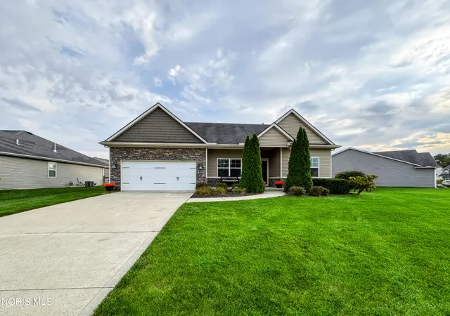 Photo 1 of Single family home for sale at 132 Hidden Village Ln, Holland, OH 43528 | MLS# 10014886 | Listing updated on 2026-10-23