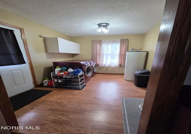 Photo 4 of Single family home for sale at 523 W Perry St, Paulding, OH 45879 | MLS# 10014920 | Listing updated on 2026-10-27