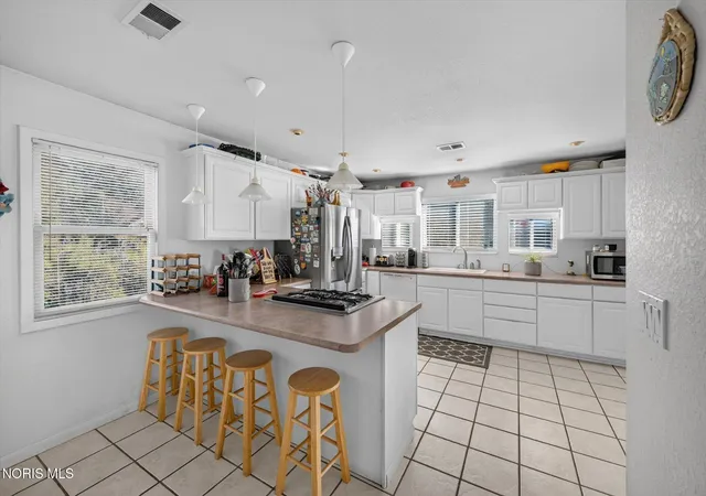 Photo 3 of Single family home for sale at 5437 Morrow Rd, Toledo, OH 43615 | MLS# 10015209 | Listing updated on 2026-10-28