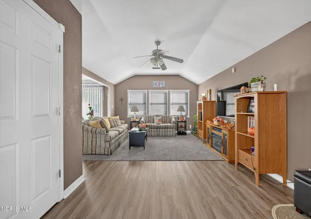 Photo 4 of Single family home for sale at 5437 Morrow Rd, Toledo, OH 43615 | MLS# 10015209 | Listing updated on 2026-10-28