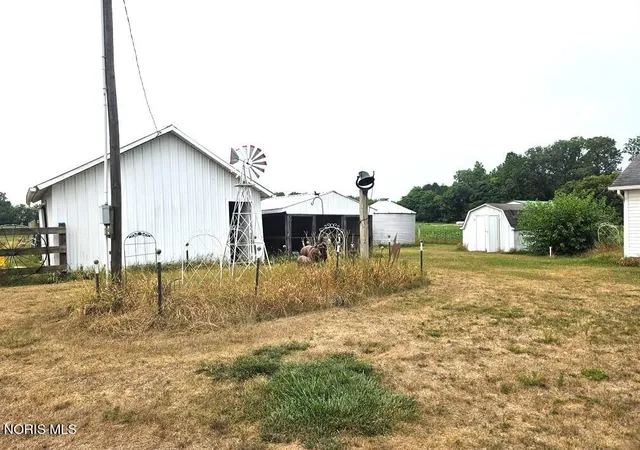 Photo 2 of Single family home for sale at 6661 County Rd V, Liberty Center, OH 43532 | MLS# 10014926 | Listing updated on 2026-10-25