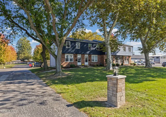 Photo 2 of Condo for sale at 6048 N Summit St, Toledo, OH 43611 | MLS# 10015117 | Listing updated on 2026-10-28