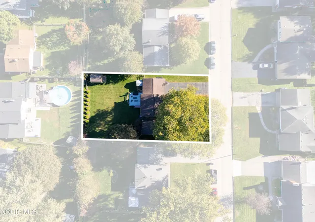 Photo 4 of Single family home for sale at 1929 Sunnylawn Dr, Toledo, OH 43614 | MLS# 10014956 | Listing updated on 2026-10-27
