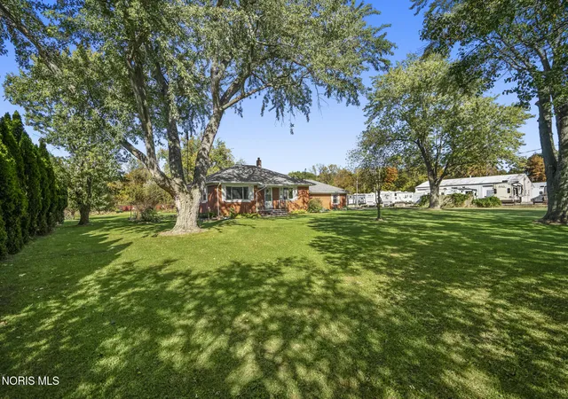 Photo 2 of Single family home for sale at 7238 US 6, Napoleon, OH 43545 | MLS# 10014953 | Listing updated on 2026-10-28