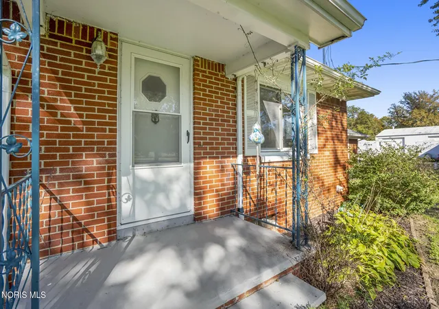 Photo 3 of Single family home for sale at 7238 US 6, Napoleon, OH 43545 | MLS# 10014953 | Listing updated on 2026-10-28