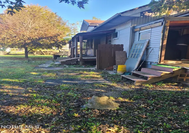 Photo 3 of Single family home for sale at 531 E Park St, Toledo, OH 43608 | MLS# 10015026 | Listing updated on 2026-10-21