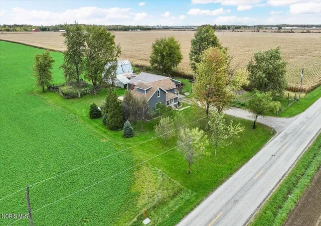 Photo 3 of Single family home for sale at 24274 County Rd A, Archbold, OH 43502 | MLS# 10015033 | Listing updated on 2026-10-28