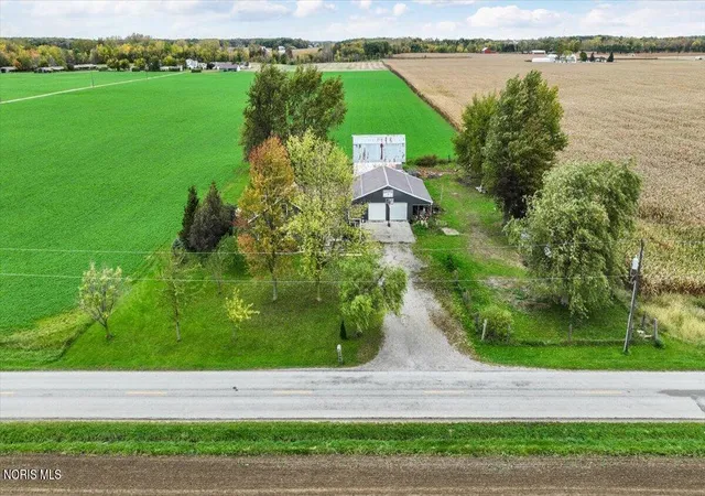Photo 4 of Single family home for sale at 24274 County Rd A, Archbold, OH 43502 | MLS# 10015033 | Listing updated on 2026-10-28