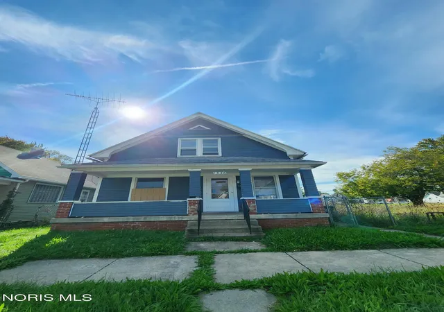 Photo 2 of Single family home for sale at 1336 Noble St, Toledo, OH 43608 | MLS# 10014990 | Listing updated on 2026-10-20
