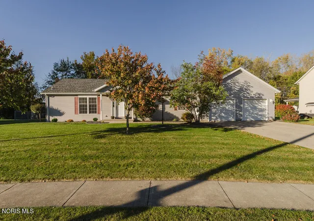 Photo 1 of Single family home for sale at 219 Andrew Dr, Mc Comb, OH 45858 | MLS# 10015014 | Listing updated on 2026-10-24