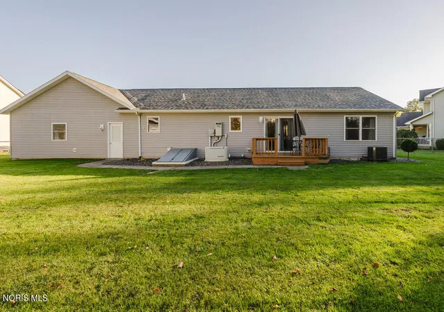 Photo 3 of Single family home for sale at 219 Andrew Dr, Mc Comb, OH 45858 | MLS# 10015014 | Listing updated on 2026-10-24