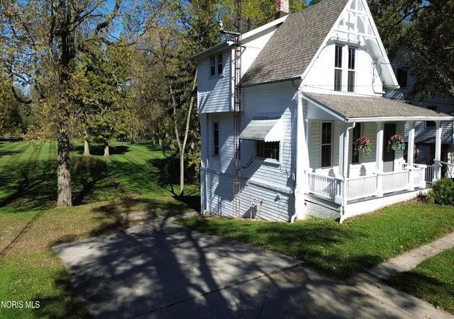 Photo 2 of Single family home for sale at 600 Holgate Ave, Defiance, OH 43512 | MLS# 10015021 | Listing updated on 2026-10-27