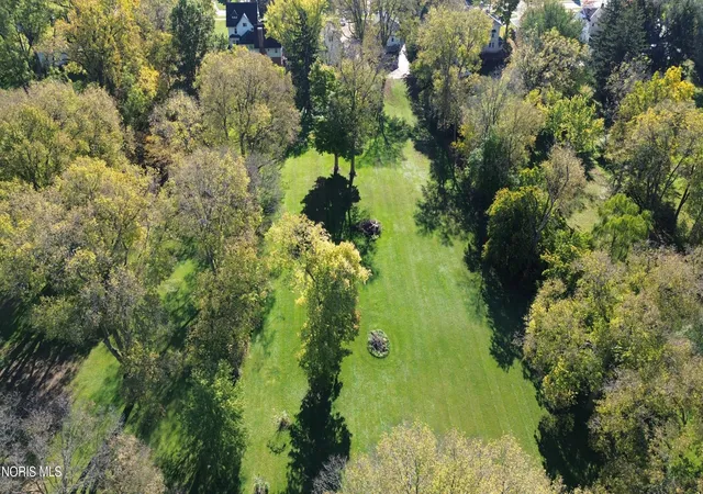 Photo 4 of Single family home for sale at 600 Holgate Ave, Defiance, OH 43512 | MLS# 10015021 | Listing updated on 2026-10-27