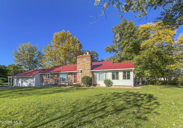 Photo 1 of Single family home for sale at 1480 W High St, Defiance, OH 43512 | MLS# 10015173 | Listing updated on 2026-10-29