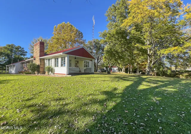 Photo 2 of Single family home for sale at 1480 W High St, Defiance, OH 43512 | MLS# 10015173 | Listing updated on 2026-10-29