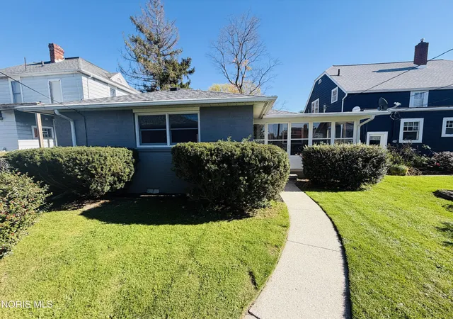 Photo 2 of Single family home for sale at 514 Jefferson Ave, Defiance, OH 43512 | MLS# 10015046 | Listing updated on 2026-10-24