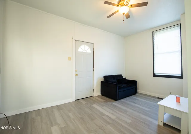 Photo 4 of Single family home for sale at 220 N Tyler St, Van Wert, OH 45891 | MLS# 10015048 | Listing updated on 2026-10-25