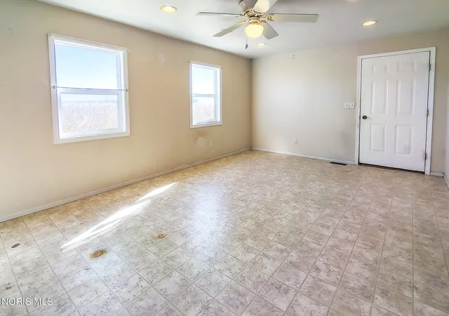 Photo 4 of Single family home for sale at 407 Joan St, Fayette, OH 43521 | MLS# 10015078 | Listing updated on 2026-10-22