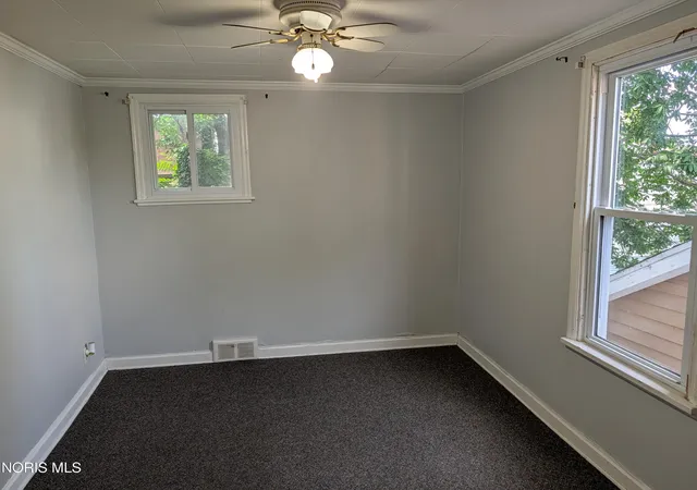 Photo 2 of Single family home for sale at 412 Ewing St, Fremont, OH 43420 | MLS# 10015084 | Listing updated on 2026-10-23