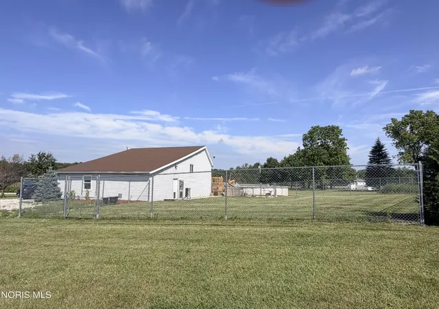 Photo 1 of Single family home for sale at 3785 S State Route 67, Tiffin, OH 44883 | MLS# 10015092 | Listing updated on 2026-10-26
