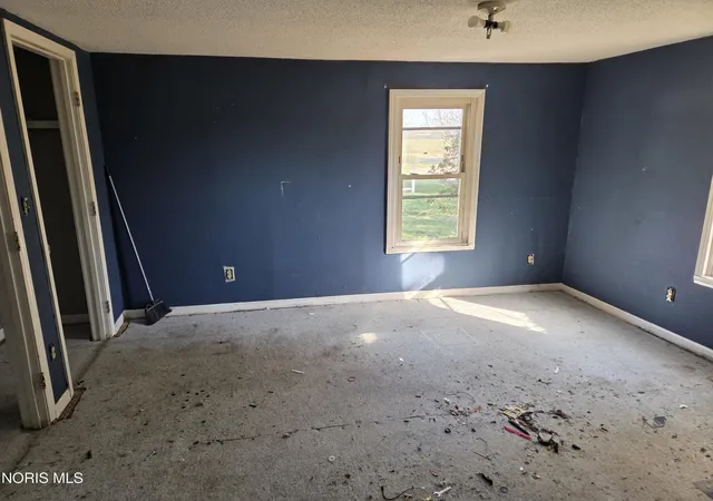 Photo 4 of Single family home for sale at 212 N Sherman St, Paulding, OH 45879 | MLS# 10015140 | Listing updated on 2026-10-30