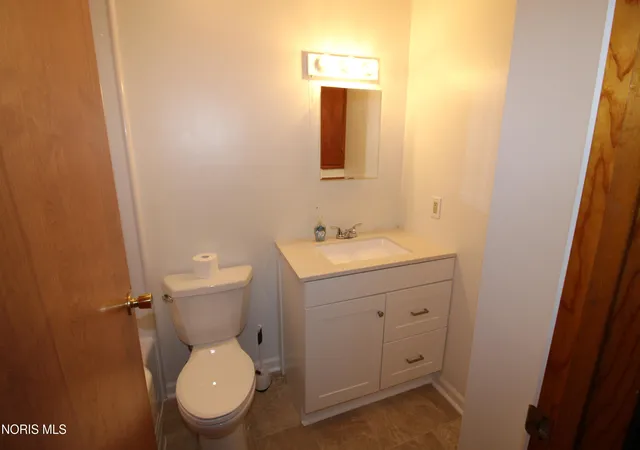 Photo 2 of House for sale at 117 Monroe St, Port Clinton, OH 43452 | MLS# 10015177 | Listing updated on 2026-10-24