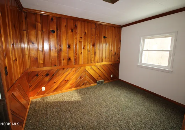 Photo 4 of House for sale at 117 Monroe St, Port Clinton, OH 43452 | MLS# 10015177 | Listing updated on 2026-10-24