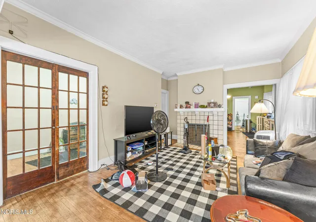 Photo 3 of House for sale at 638 Winthrop St, Toledo, OH 43620 | MLS# 10015191 | Listing updated on 2026-10-25